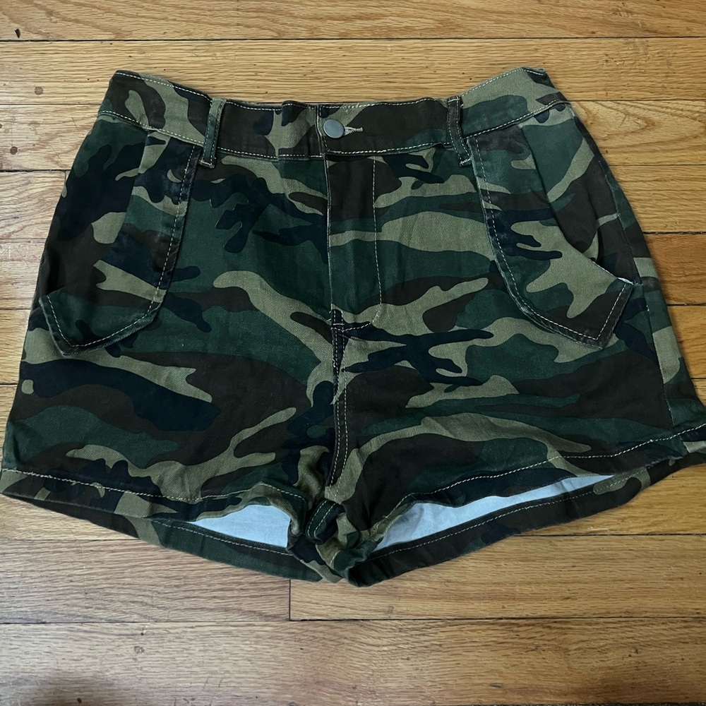 Camo Women's Shorts With Camo Top